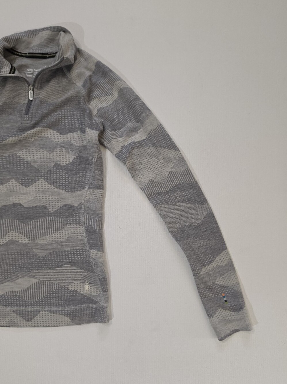 Smartwool Merino Wool 1/4 Zip Sweater Womens Small Grey Camo Thermal Mock Neck - Picture 7 of 7